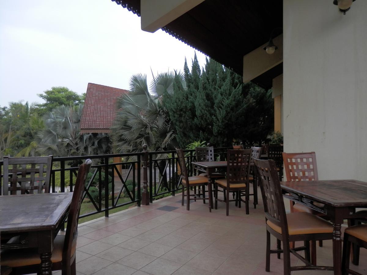 Hotel Felda Residence Tekam , Ppp Tun Razak Kampong Sungai Batu Buitenkant foto