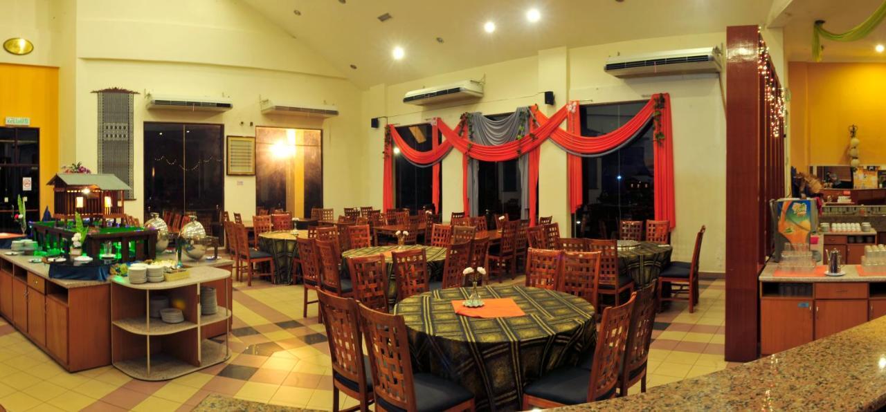 Hotel Felda Residence Tekam , Ppp Tun Razak Kampong Sungai Batu Buitenkant foto